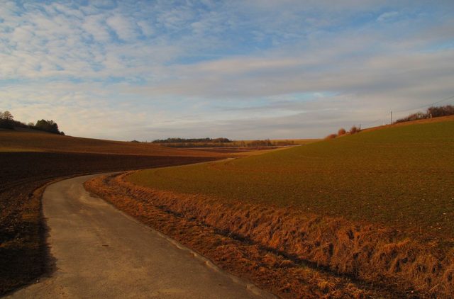 An der B27 zwischen Schweinberg und Weikerstetten